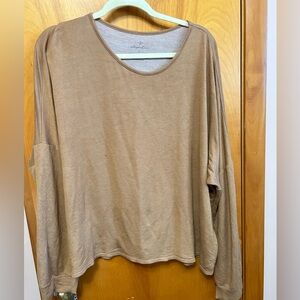 Elegantees long sleeve top